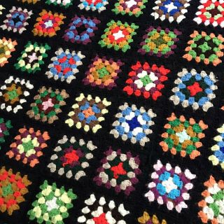 Vtg Lg Crocheted Granny Square Afghan Throw Black Edges 88”x 53”