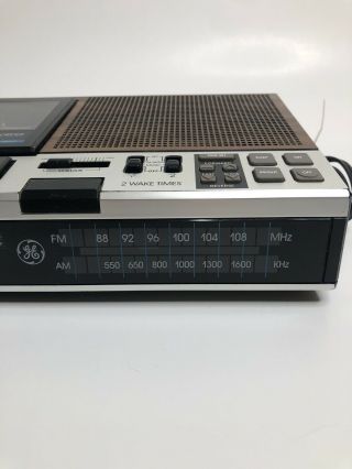 GE Vintage FM/AM Clock Radio Cassette Recorder Alarm Classic Brown Model 7 - 4956B 3