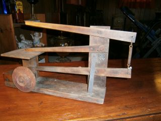 The Gibbs Mfg Co Antique Bench Jigsaw