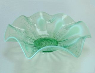Antique 1906 Northwood 8 1/2 " Roulette Opalescent Green Ruffled Glass Bowl