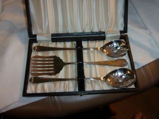 Vintage Raimond Sheffied England 3 Pc Silver Plate Serving Set With Case Nib