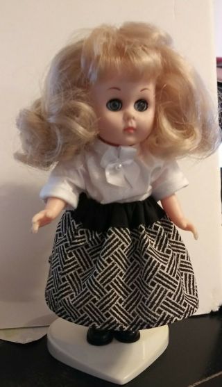 Vintage Vogue Ginny Doll,  1980 ' s With Coat,  Skirt,  Blouse,  Panties & Shoes 2