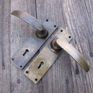Classic Vintage Brass Lever Door Handles Keyholes