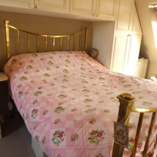 Vintage Cotton Floral Bedspread Bedcover Cabbage Rose Pink Green Single Double
