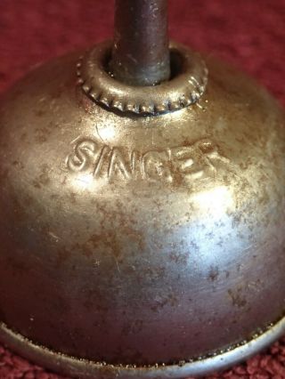 ANTIQUE VINTAGE early 1900 SINGER SEWING MACHINE OILER OIL LUBRICANT CAN 2