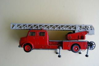 Siku V261 Mercedes Benz Dl30h Ladder Truck Fire Engine - Rare - No Box