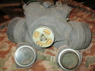 Wwii Ww2 German Rare.  Gas Mask And Glasses For The Horse - Set In A Box