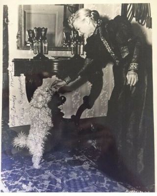 Horror Actress Maria Ouspenskaya Very Rare Signed Photo - The Wolf Man Gypsy