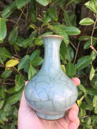 Fine 20th Century Antique Chinese Porcelain Vase Celadon Ge Vase Crackle Glaze