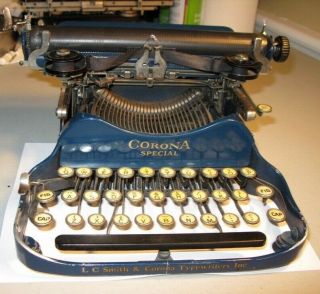 Rare And Collectible 1930 Corona 3 Special Folding Typewriter In Blue With Case
