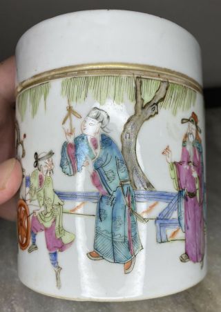 A very rare 19th century Chinese famille rose jar and cover 3