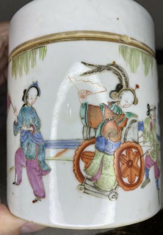 A very rare 19th century Chinese famille rose jar and cover 5