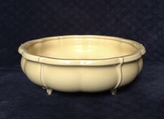 Very Rare 1930’s Gladding Mcbean Footed Yellow Art Deco 9 1/2” Pottery Bowl
