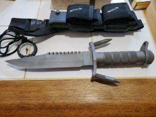 BUCK 184 USA BUCKMASTER SURVIVAL KNIFE 1ST STAMP 2ND VER W/COMPASS EXC COND RARE 2