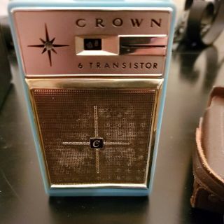 Vintage Crown RARE Small Transistor Radio,  Japan,  Pocket Radio TR - 690 3