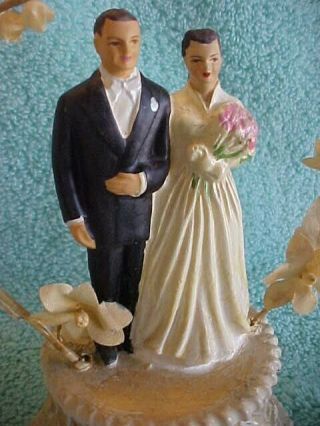 1940 ' s Vintage Chalkware Bride Groom Wedding Cake Topper/Floral Arch 9 