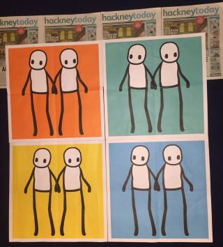 Stik " Holding Hands " Teal - Extremely Rare Set Of 4 Colours Comes With Newspaper