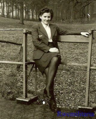 Rare Female Luftwaffe Helferin Blitzmädel Girl Posed Seated On Fence