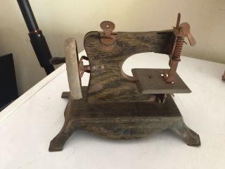 Antique Minature Hand Crank Sewing Machine Toy
