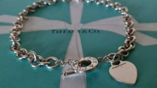 Authentic Rare Tiffany & Co Chunky Plain Heart Toggle Necklace Rrp £585