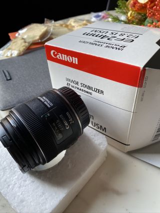 Canon EF 24mm f/2.  8 IS USM Wide Angle Prime Lens for Canon EOS Rarely 3
