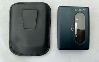 Sony WM - DD33,  restored With leather case.  Blue color RARE 2