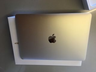 Apple MacBook Retina Display 12  Laptop (2015) Great Rare Gold Color 6