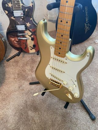 2014 Fender Squier 60th Stratocaster Aztec Gold W/ Fender 60th Gig Bag Rare