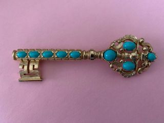 Vintage ALFRED PHILIPPE Crown TRIFARI Faux Turquoise Cabochon KEY Brooch RARE 2
