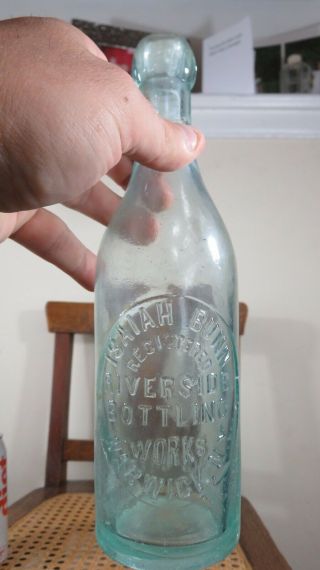 Pretty Aqua Antique Isaiah Bunn Riverside Bottling Warwick York Blob Top