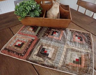 Fabrics Small Scale 1870s Antique Log Cabin Table Quilt Runner 20x13