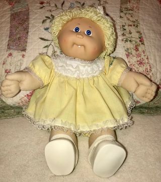 Vintage 1986 Ok Factory Cabbage Patch Doll In W/first Tooth