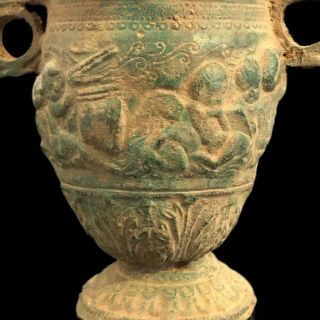 RARE ANCIENT ROMAN BRONZE HUGE WINE DRINKING VESSEL WITH SCENES - 200 - 400 AD 2