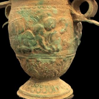 RARE ANCIENT ROMAN BRONZE HUGE WINE DRINKING VESSEL WITH SCENES - 200 - 400 AD 4
