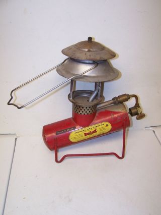 Vintage Bernz - O - Matic Lantern Red Tx - 700 Propane.
