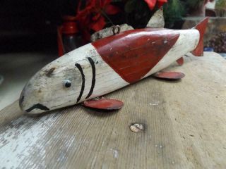 Old Primitive Vintage Or Antique Hand Made Folk Art Wood Fish Decoy Red & White