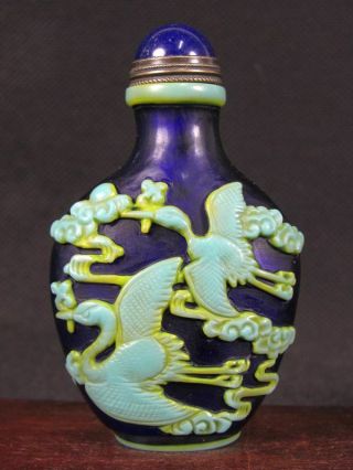 Chinese Cranes Carved Peking Overlay Glass Snuff Bottle