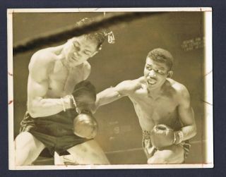 Very Rare 1941 Sugar Ray Robinson Fritzie Zivic Boxing Wire Photo Racial Caption
