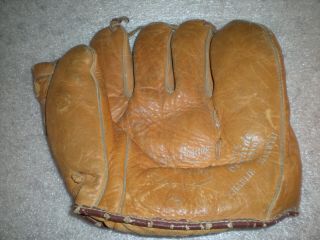 Antique Vintage Champion F8 Charlie Maxwell Major League Baseball Glove Mitt