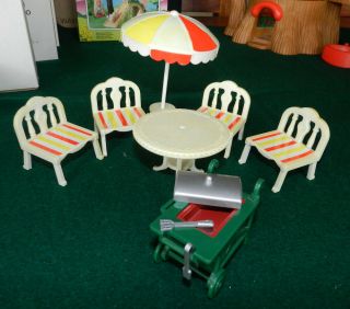 Sylvanian Families Patio Furniture BBQ Set,  with table parasol,  & four chairs 2