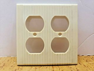Vintage Leviton Ribbed Bakelite Double Switch Outlet Receptacle Wall Plate Ivory