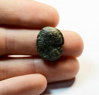 ANCIENT GREEK BRONZE RING WITH IMAGE OF GODDESS 3