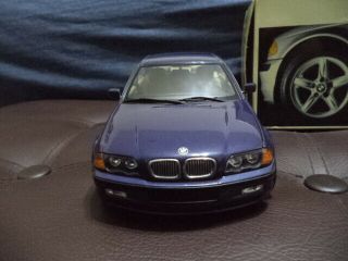 RARE HARD TO FIND UT MODELS 1:18 SCALE BMW 3 SERIES E46 328i BLUE SEDAN SALOON 2