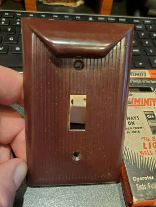 Vintage Luminite Electrically Lighted Toggle Switch Plate (Brown) - 3