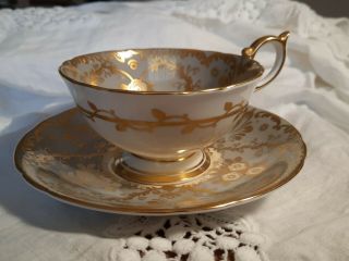 Aynsley Royalty Deco 7687 Antique Teacup And Saucer Beige And Gold