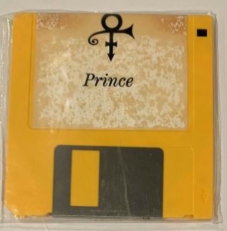 Ultra Rare 1993 Prince " The Love Symbol " 3.  5 " Floppy Disc (mac)