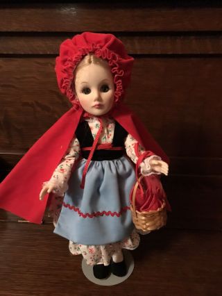 Vintage 1976 Effanbee Little Red Riding Hood Doll Fully Dressed With Stand