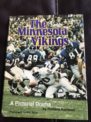 1973 The Minnesota Vikings A Pictorial Drama Book W Orig Dust Cover Rare