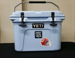 Yeti Roadie 20 Cooler Baby Blue Rare Good Pre - Owned 16 " X14 " X10 " Aprox.