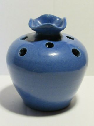 Rare Vintage Cornelison Pottery Bybee Ky Blue Frog Vase Signed